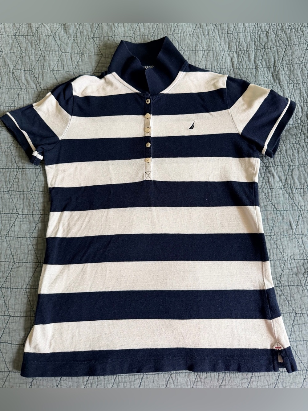 Nautica Navy and White Horizontal Stripe Slim Fit Size Medium Polo Top